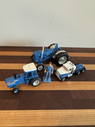 ERTL FORDSON SUPER MAJOR TRACTOR DIECAST Hot Wheels Ford Bigfoot Ford Tw-35