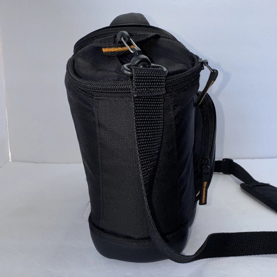 Case Logic SLRC-202 Medium SLR Camera Bag – Black – Padded DSLR Holster (A9) - Image 3 of 4