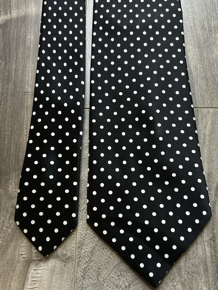 Dolcepunta Mens Silk Necktie Italy Luxury Black White Dots 3 3/4 X 59 - Image 3 of 4