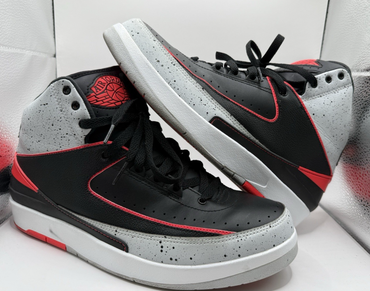 Nike Air Jordan 2 Retro Infrared size 9.5 385475-023 823229832388