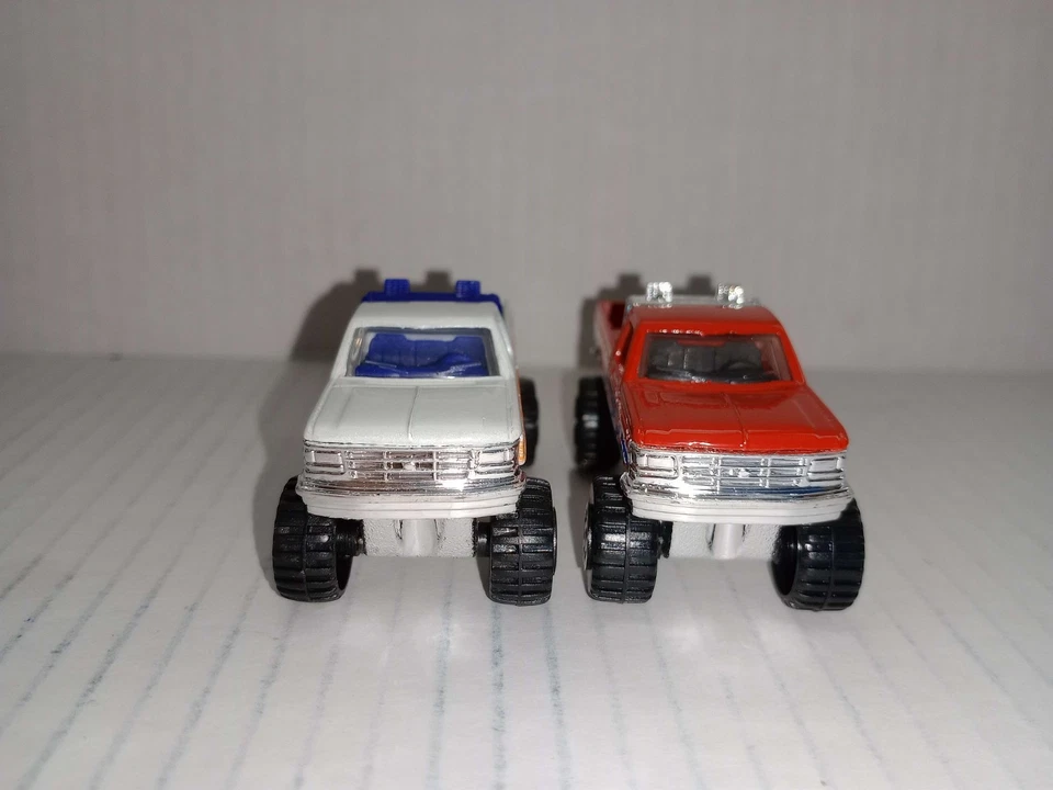 MATCHBOX # 53 WHITE FORD F-150 4X4 & RED lot of 2 - Image 2 of 4