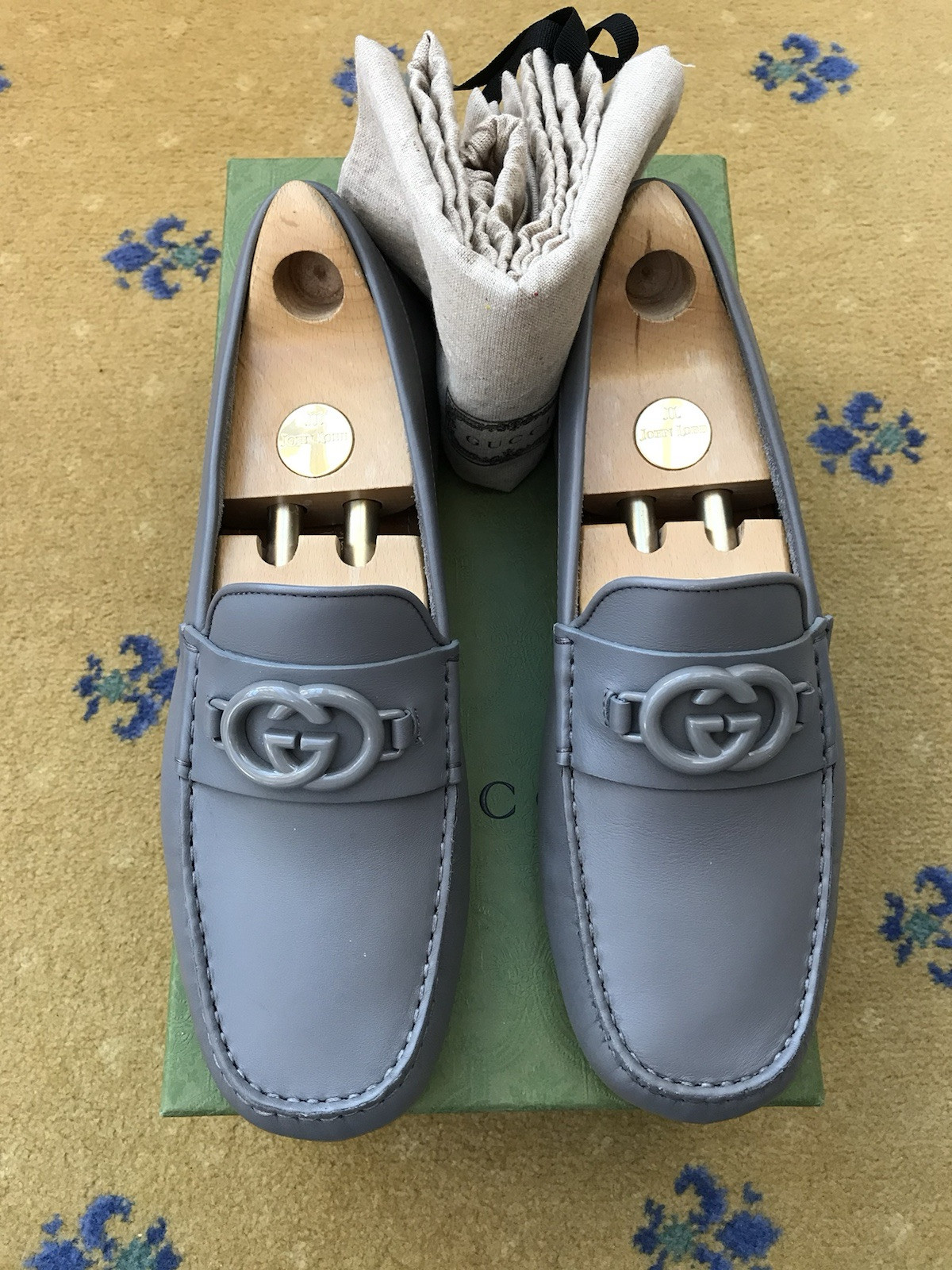 Gucci Grey Leather Loafers Drivers Interlocking G Mens UK 9 US 10 EU 43-image
