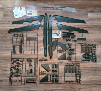 ハ*ン様 B-52 Stratofortress 1/72 プラモデル Vintage 1968 Monogram B-52 Stratofortress Model Kit / 1/72 scale