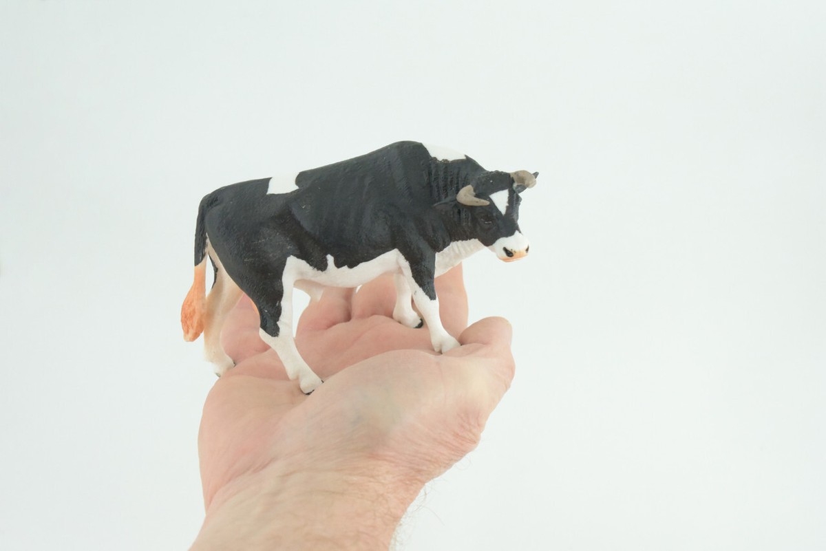 Justin Bull, Model, Realistic Hand Painted Rubber Cow Toy, 5