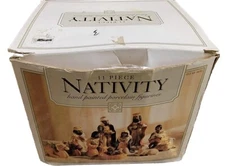 VTG Nativity Scene 11 Piece Set Christmas Ceramic Figures and Manger EUC 