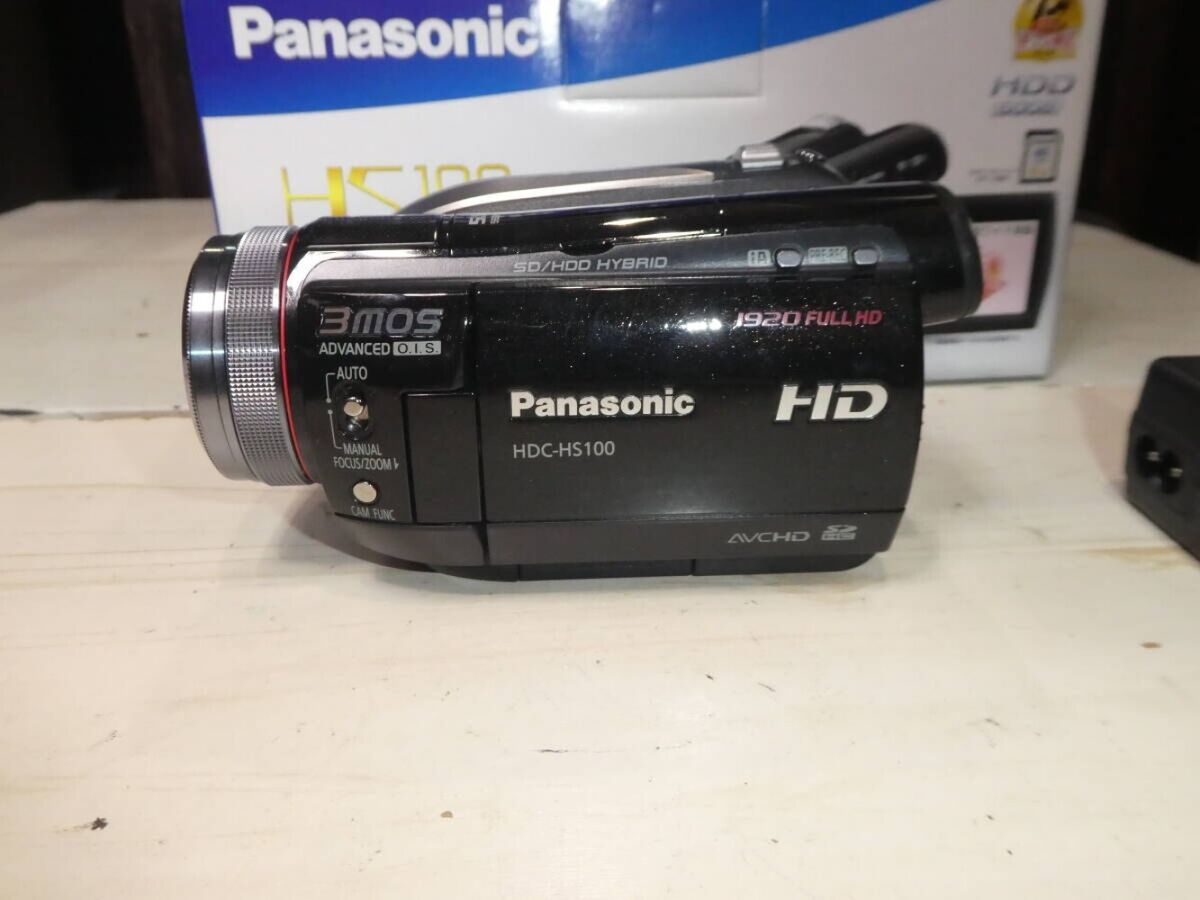 Panasonic Digital Full HD Video Camera Recorder HDC-HS100 Panasonic Digital Full HD Video Camera Recorder HDC-HS100