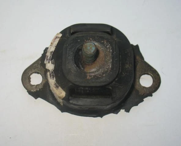 NOS 1977-1980 CHEVROLET MONZA STARFIRE SUNBIRD S10 TRANSMISSION MOUNT 10001753 - Image 2 of 4
