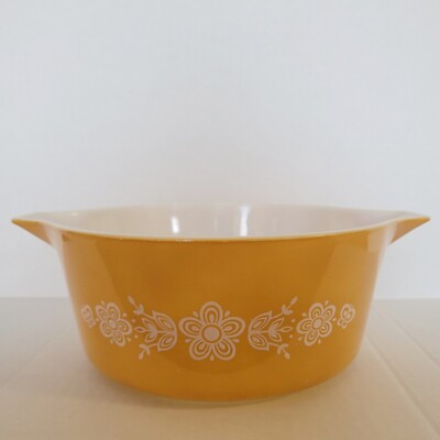Vintage Pyrex #475-B Butterfly Gold Qt Round Casserole Dish (No Lid)  Yellow
