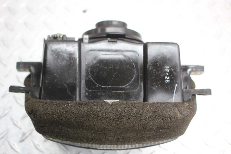 1997 SUZUKI BANDIT 1200 GSF1200S FRONT HEADLIGHT 35100-19D11 - Image 3 of 4