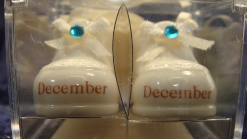 BABY SHOES ~ DECEMBER TURQUOISE ~ Russ Berrie Co ~ 1.75”x1” ~ VGC ~