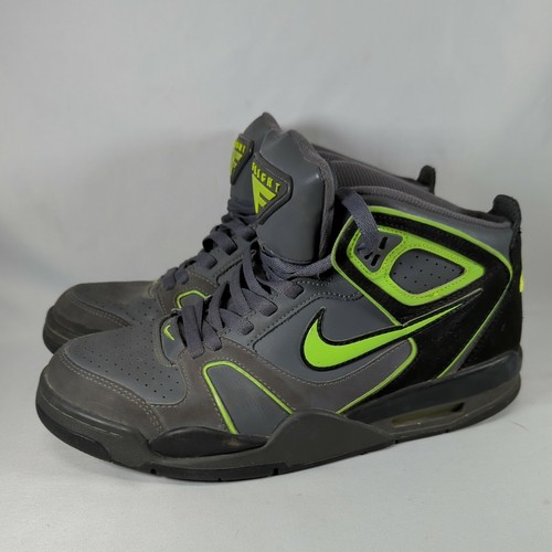 flight legacy sneaker