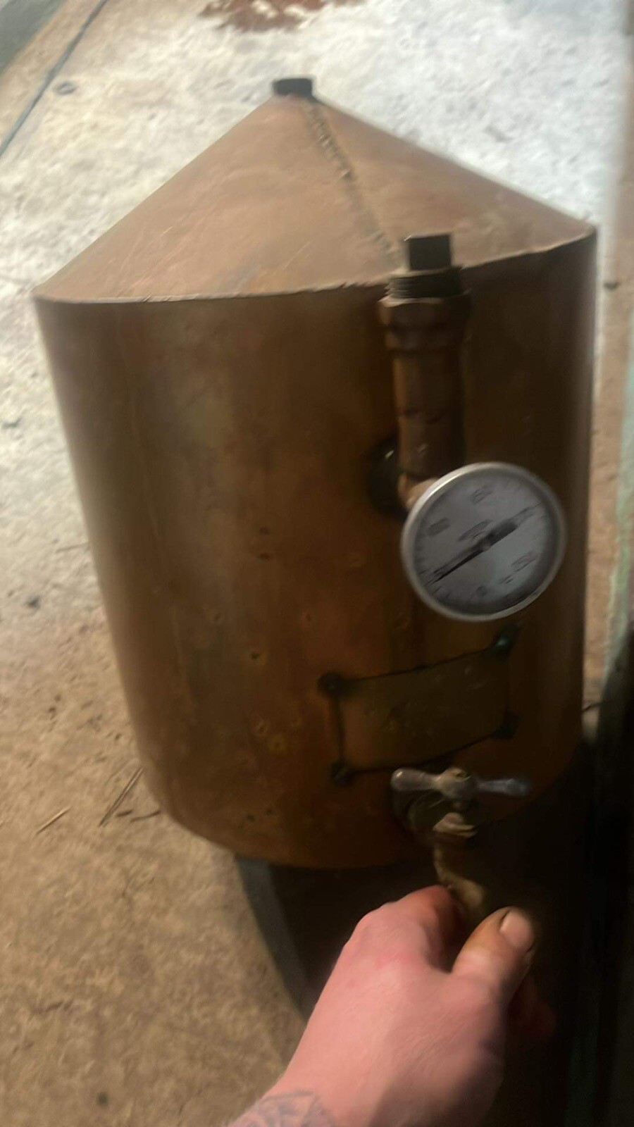 copper whiskey still