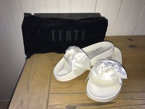 puma fenty grey slides