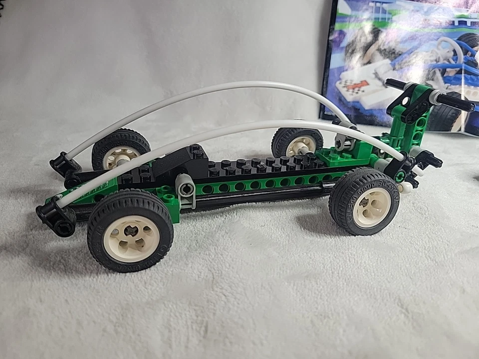 Lego Technic Spy Runner 8213 + 8216 Racecar Vintage Lot + Instructions 99% Compl - Image 3 of 4