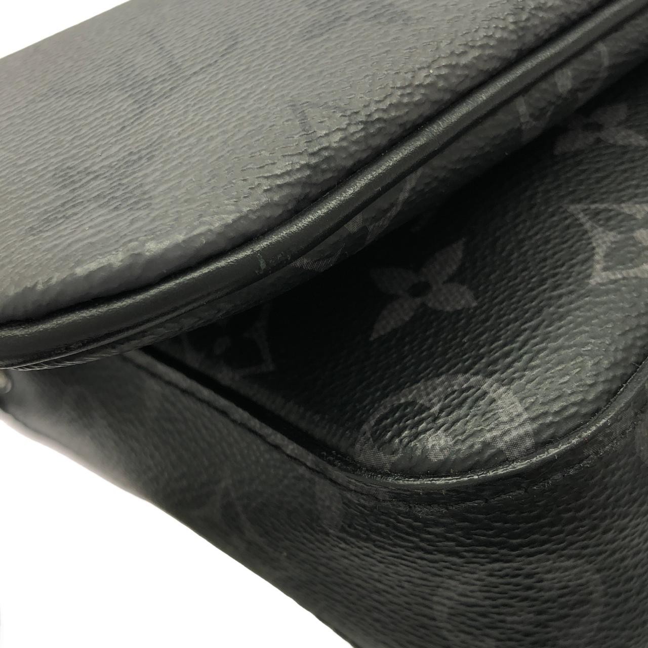 Authentic LOUIS VUITTON Monogram Eclipse reverse … - image 4