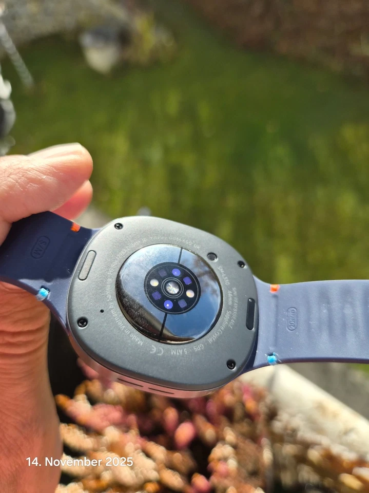 Samsung Galaxy Watch8 L330 44 mm Bluetooth Smartwatch graphit AMOLED-Display - Bild 4 von 4