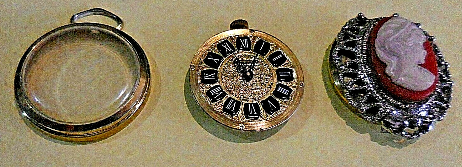 Montre Lucerne mécanique suisse vintage et son pendentif camée des années 70