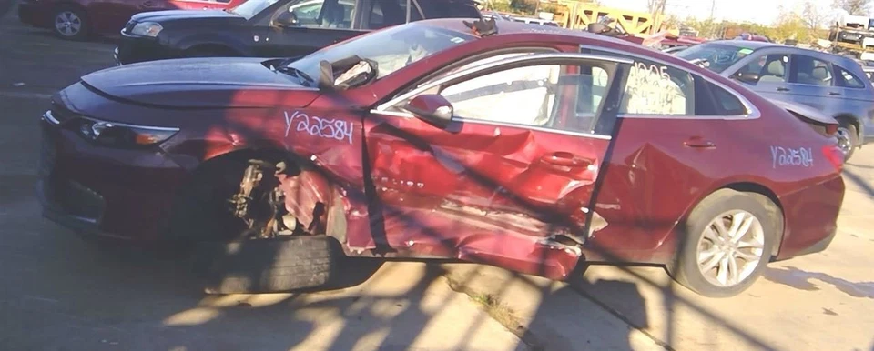 13 14 15 2016 17 18 19 20 21-25 Chevy Malibu Rear View Mirror Auto Dim OPT DD8 - Image 4 of 4