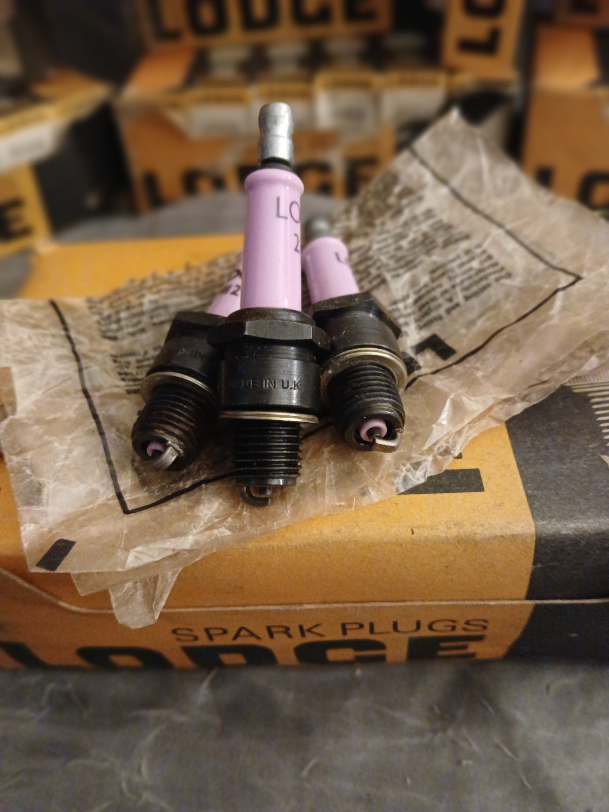 Vintage Classic Motorcycle Lodge 3HAN Spark Plugs Suzuki M12 T10 Twin S30 S32