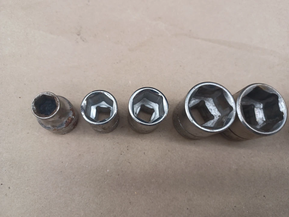 Blue-Point Socket  3/8" Drive 10 Piece Shallow 6 Point SAE 8 11 13 17 18 20-24 - Image 4 of 4