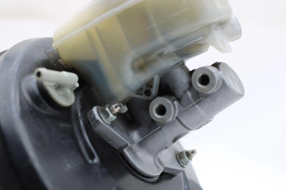 2014-2015 LEXUS IS250 2.5L Power Brake Booster with 116k Miles OEM 4461053370 - Image 4 of 4