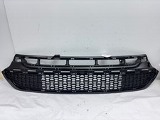 23159135 NEW OEM 2017 2018 2019 GMC ACADIA FRONT LOWER BLACK GRILLE OEM