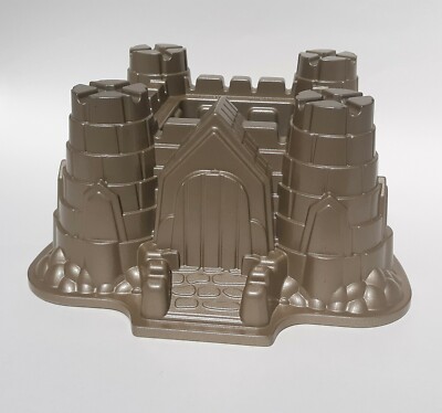 Nordic Ware Castle Bundt Cake Pan 10 cups Made in USA Used