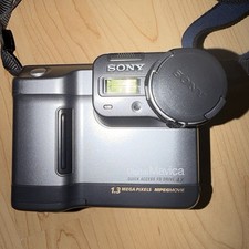 Sony Mavica MVC-FD88 Digital SLR 1.3MP 4x Zoom MPEG Movie Silver NO BATTERY