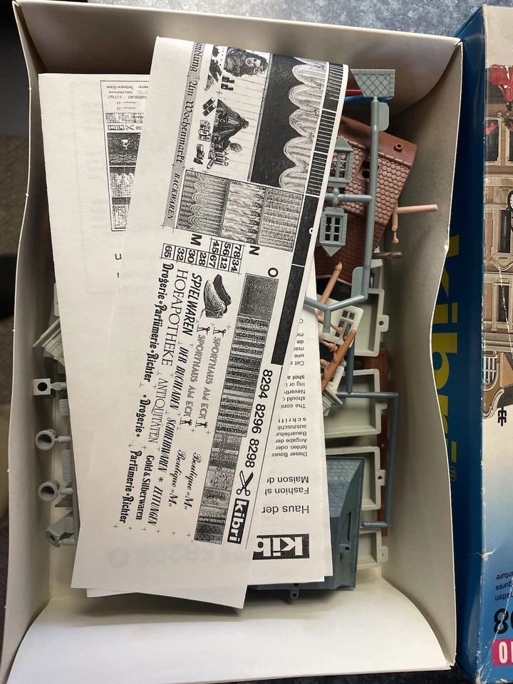 Kibri 58298 "HO" Corner Building Model - Image 2 of 3