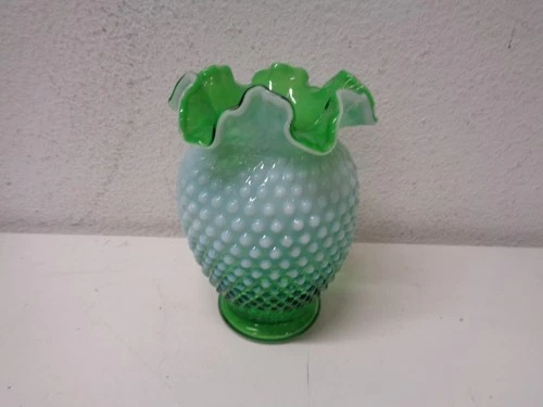 RARE Vintage Fenton Ombré Green Opalescent Hobnail 6” Vase