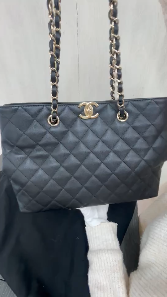 CHANEL Chain tote bag Matelassé AS3953 Black GHW Shoulder bag WOC