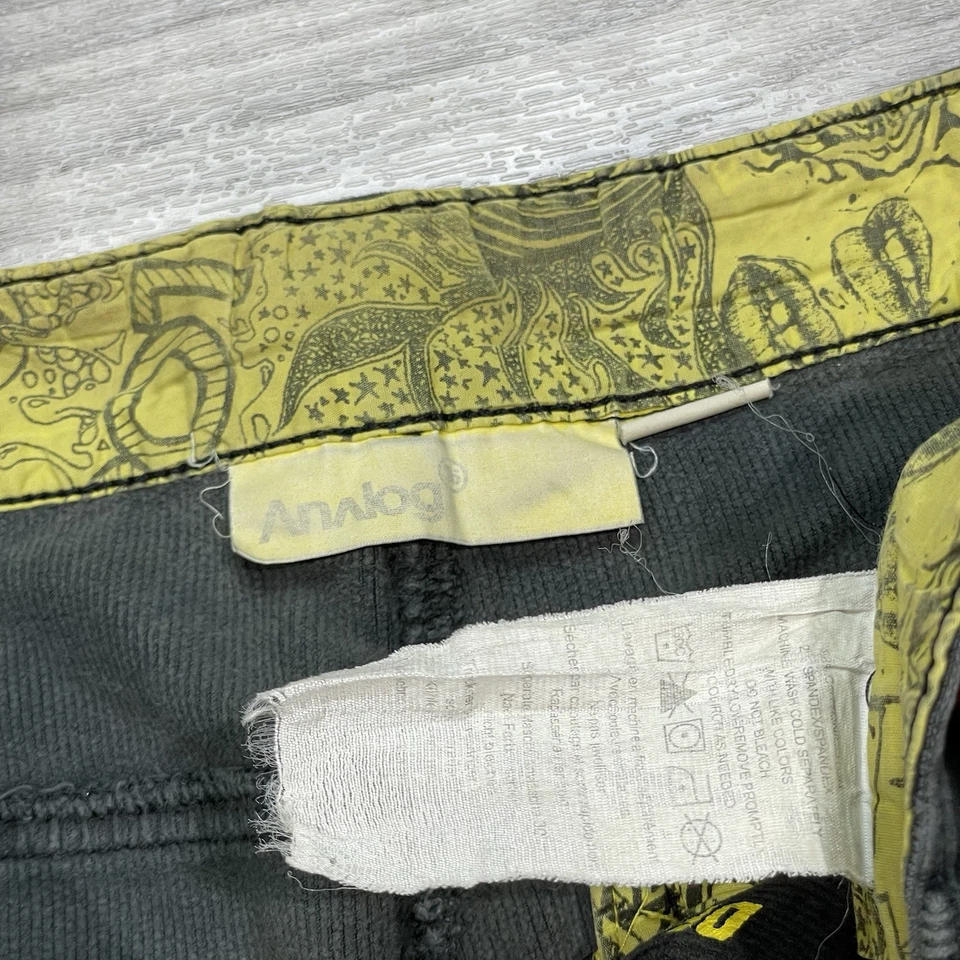 复古模拟灯芯绒斜纹短裤男式 38 x 11 褪色棕色滑板垃圾 Y2K — 第 3/4 张图片