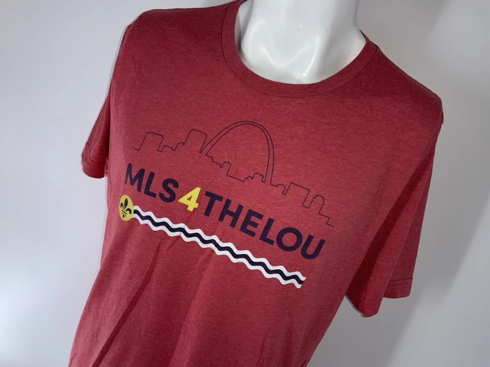 Camiseta gráfica St. Louis City Soccer Club MLS roja poliéster algodón YGI P5-71 Foto 3 de 4