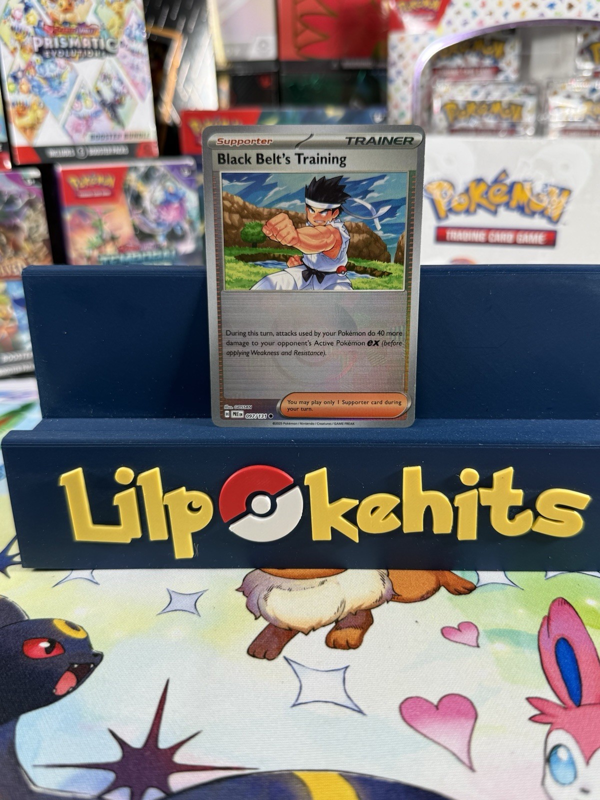 Black Belt's Training (Poke Ball Pattern) 097/131 Prismatic Evolutions NM