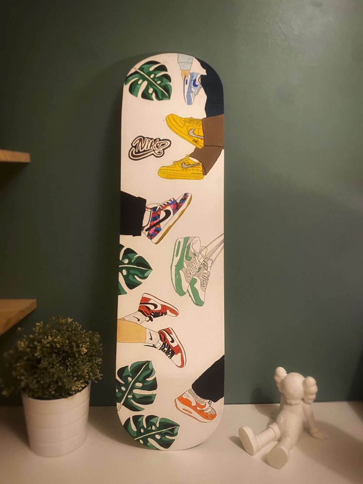 Planche de skate déco murale street art peinte à la main pour salon moderne en bois d érable 80cm