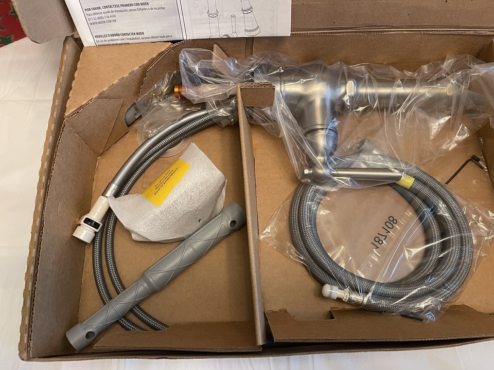 MOEN S72003SRS Paterson PullDown Sprayer Kitchen Faucet Spot Resist