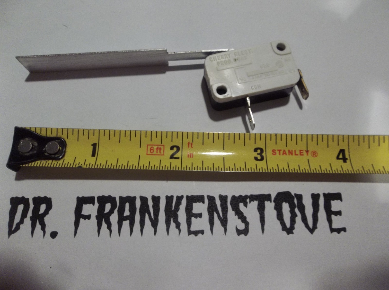 THERMADOR CT130 CT230 oven sail Switch, Air Interlock 142925601