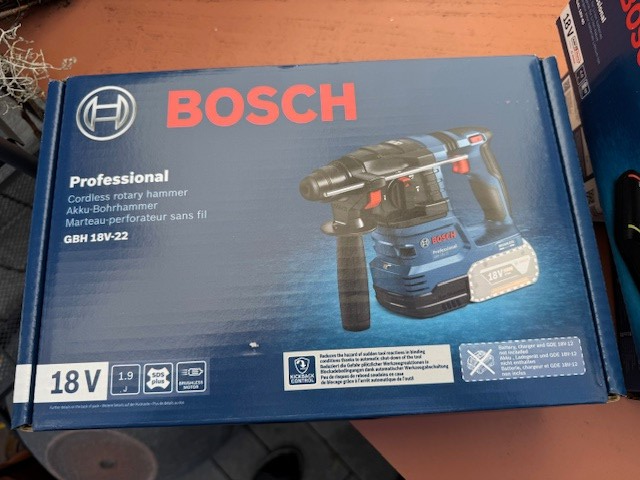 Akku-Bohrhamme<wbr>rBoschProfessionalGBH18V-22