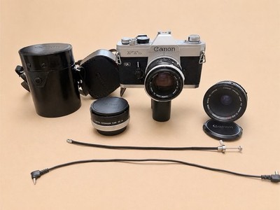 Canon FTb QL 35mm SLR Camera Bundle   FL 50mm f/1.8, FD 50mm f/3.5 S.S.C. Macro
