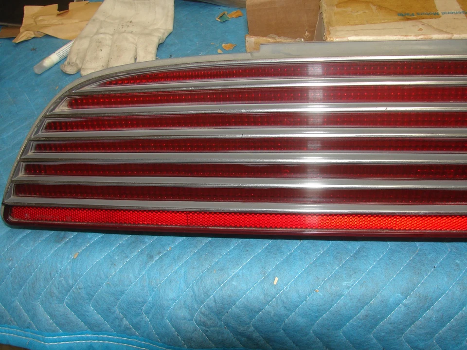 1979 年 FIREBIRD NOS GM 左尾灯镜头 PONTIAC 可能适合 1980 5970719 — 第 3/4 张图片