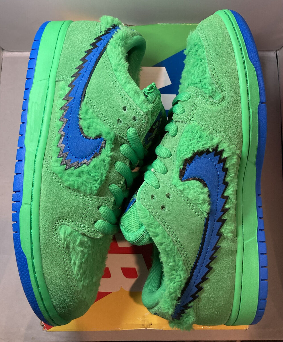Nike SB Dunk Low x Grateful Dead Green Bear 2020 Size 8.5 Nike SB Dunk Low x Grateful Dead Green Bear 2020 Size 8.5