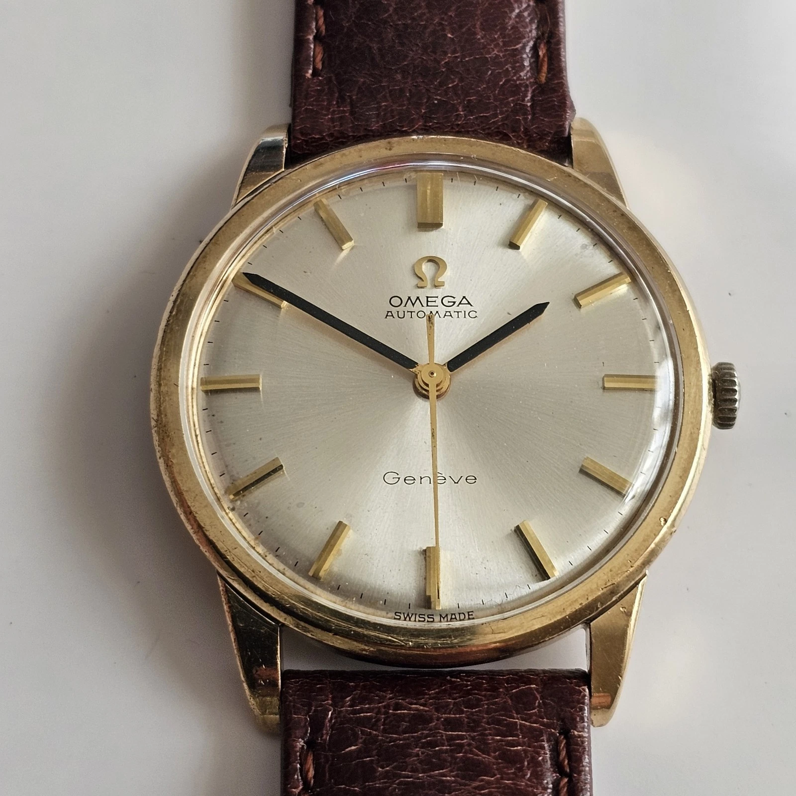 Omega — Vintage 9k Solid Gold Omega Geneve Automatic Men's Wristwatch Cal 552 Serviced!