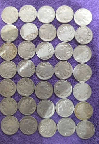 35 Buffalo Nickels – Mixed Dates No Key Dates Circulated US 5¢ Coins Lot