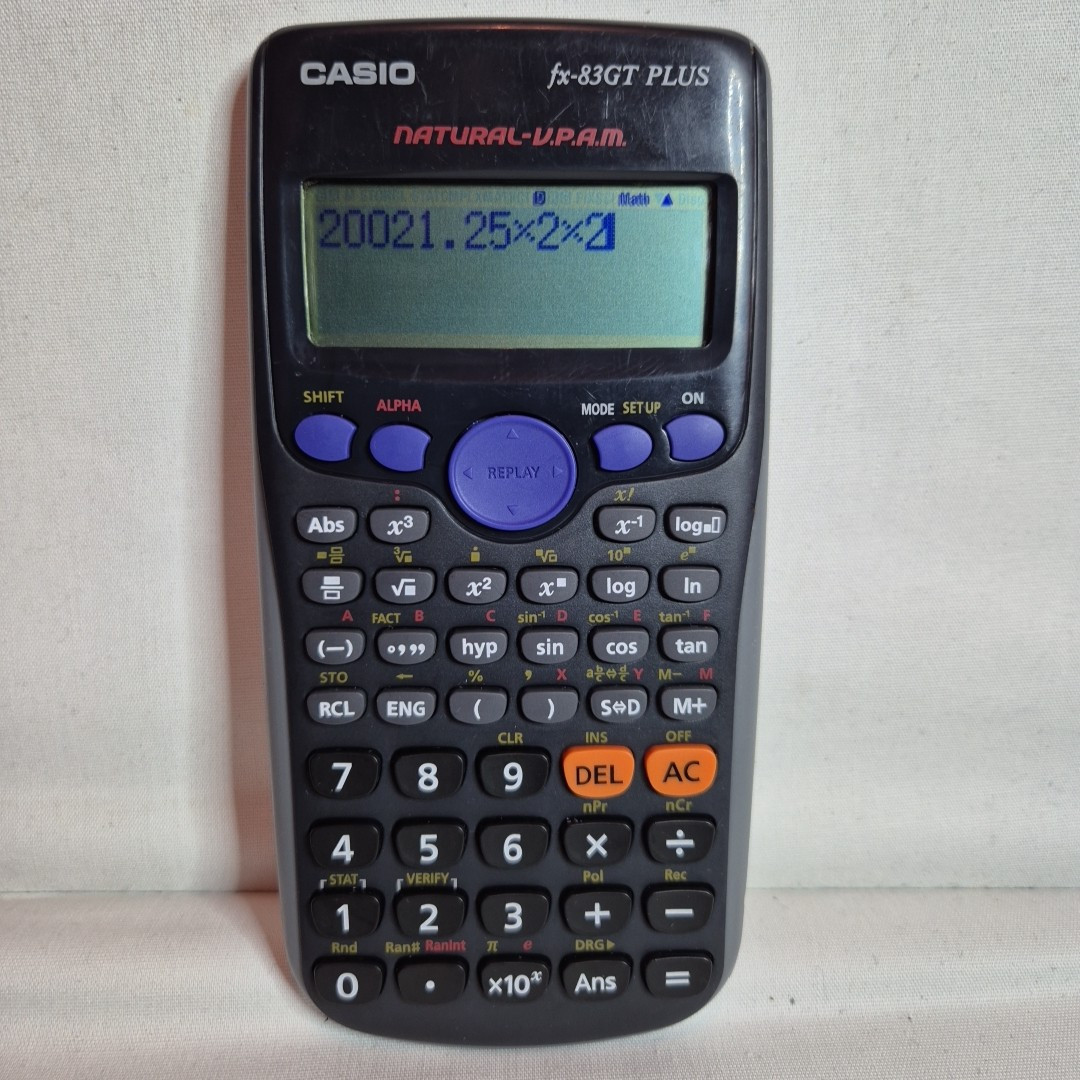 Casio Scientific Calculator FX-83GT Plus With 260 Functions Tested Works