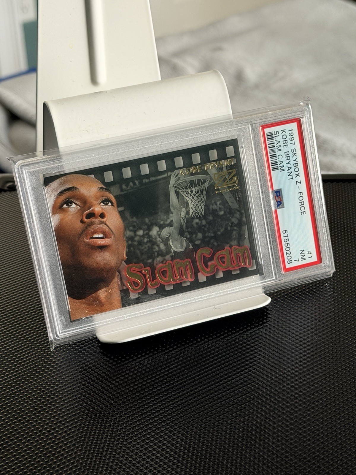1997-98 SKYBOX Z-FORCE SLAM CAM #1 of 12 KOBE BRYANT LAKERS HOF PSA 7 (2nd Year) view 1