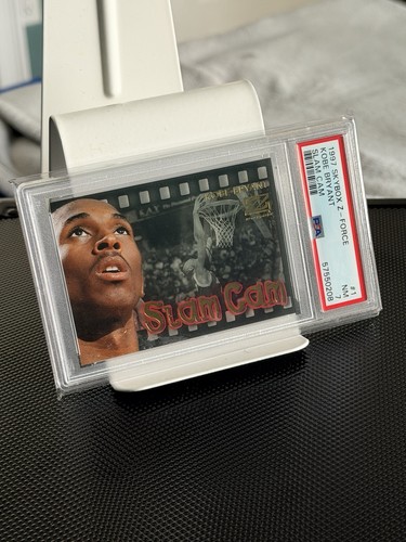 1997-98 SKYBOX Z-FORCE SLAM CAM #1 of 12 KOBE BRYANT LAKERS HOF PSA 7 (2nd Year)