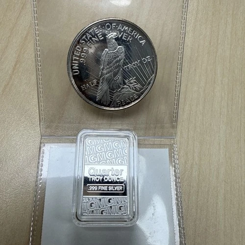 1/2 oz. PEACE DOLLAR Tribute round .999 fine silver plus 1/4 Oz Govmint