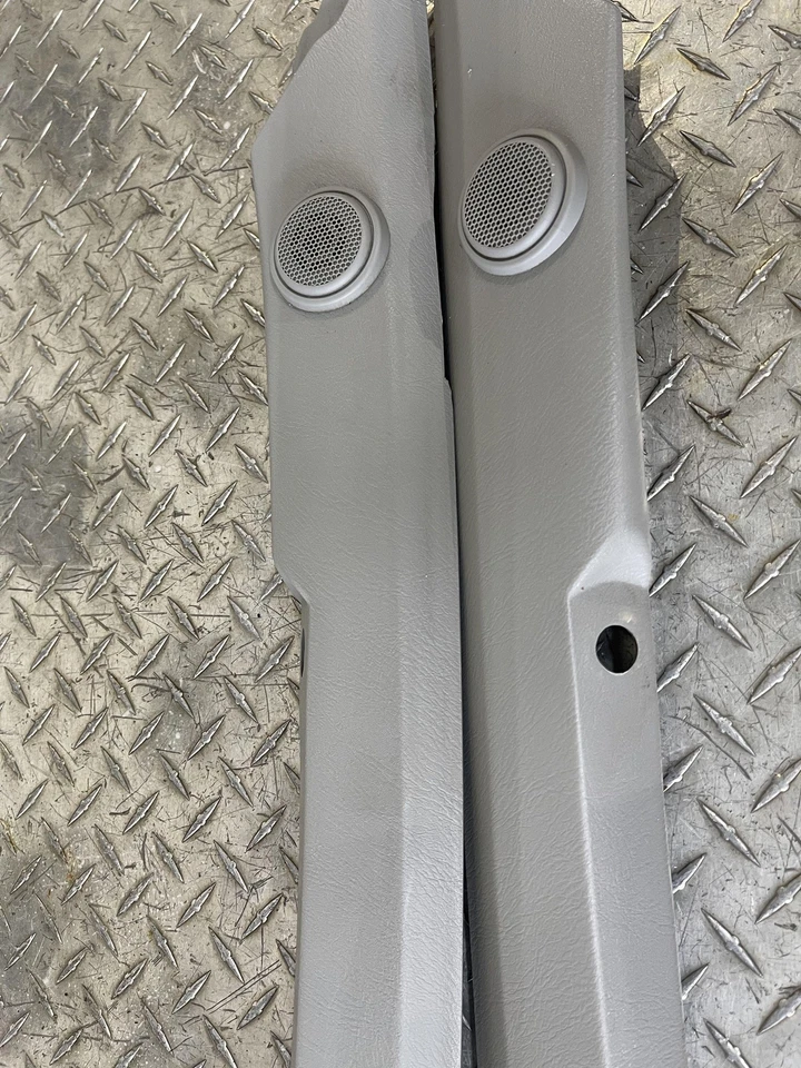 Nissan Frontier A Pillar Trim 2003-2004 gris diestro probado OEM Foto 3 de 4