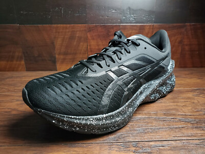 Asics Novablast Running (Black / Black) [1011B129-001] Mens
