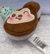 Disney Munchlings Single Serve Series 1 Mickey Mint Ice Cream Scented Plush